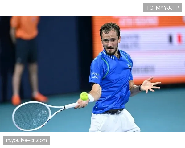 梅德维德夫仅用56分钟轻取布鲁克斯比 发球环节展现统治力